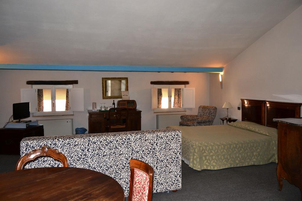 Casa Lemmi Guest House San Quirico d'Orcia Ruang foto