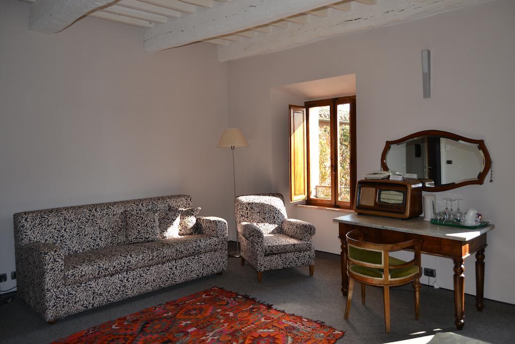 Casa Lemmi Guest House San Quirico d'Orcia Ruang foto