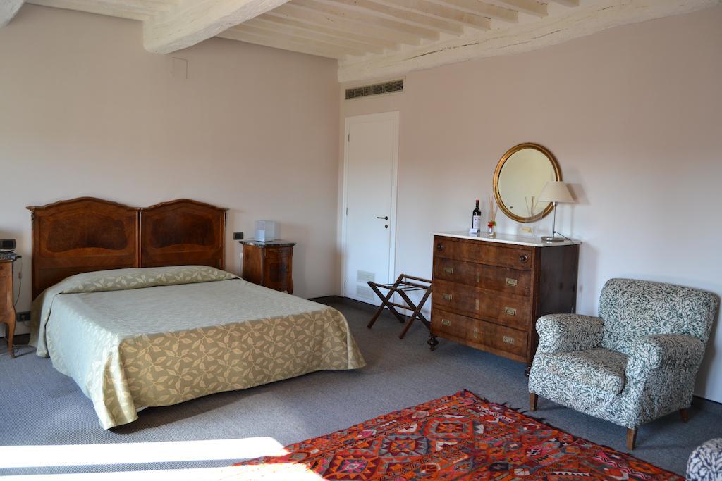 Casa Lemmi Guest House San Quirico d'Orcia Ruang foto